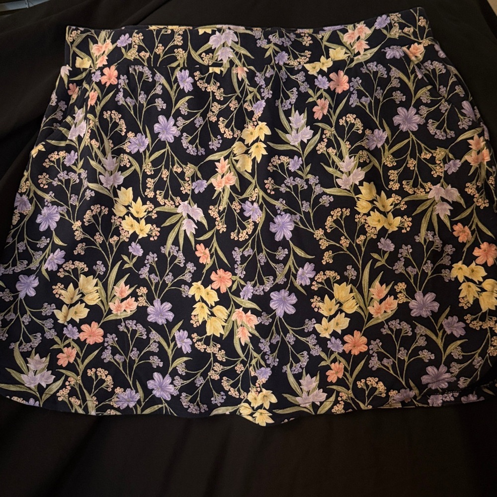 Croft & Barrow Dark Floral Skort